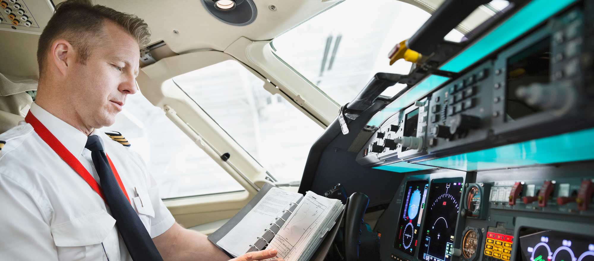 New Database Collects Safety Info on Private Jet Pilots