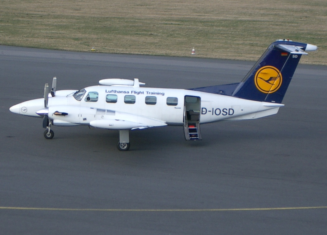 Piper Cheyenne III Business Jet Traveler