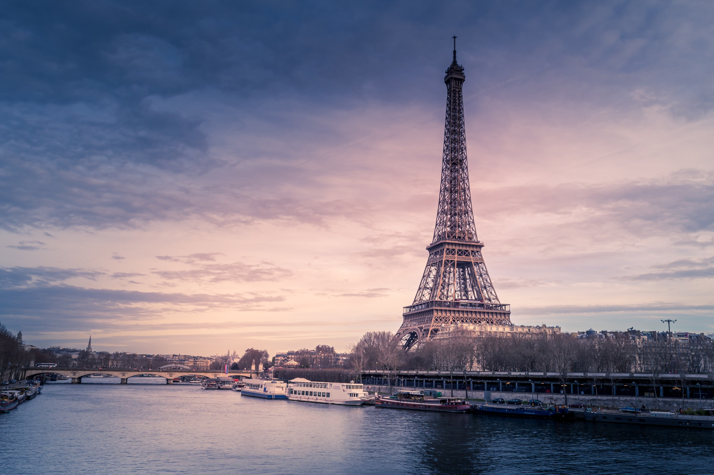 Dallas Charter Broker Expands To French Capital - Vimarsana News