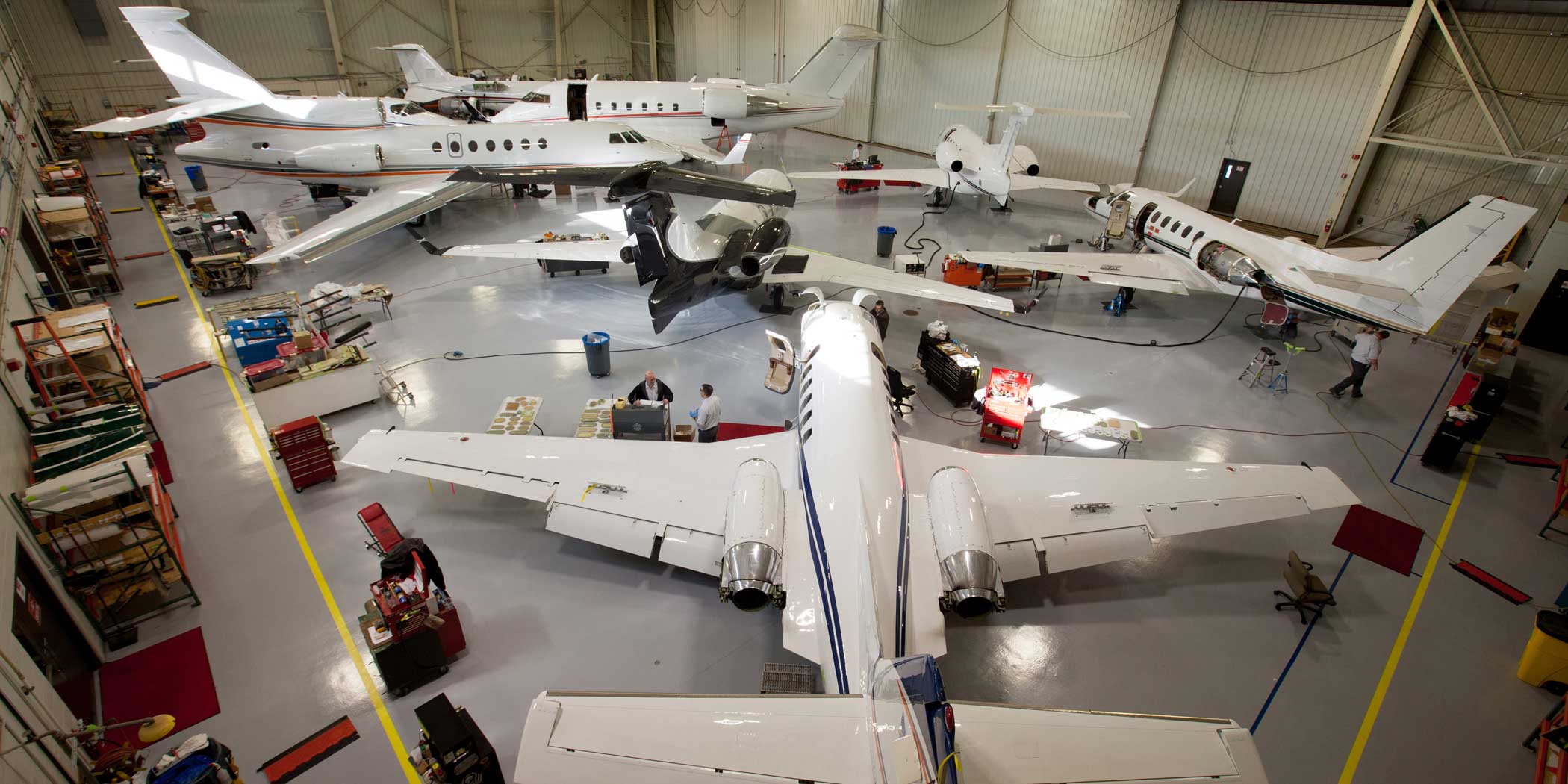 Elliott Aviation Business Jet Traveler