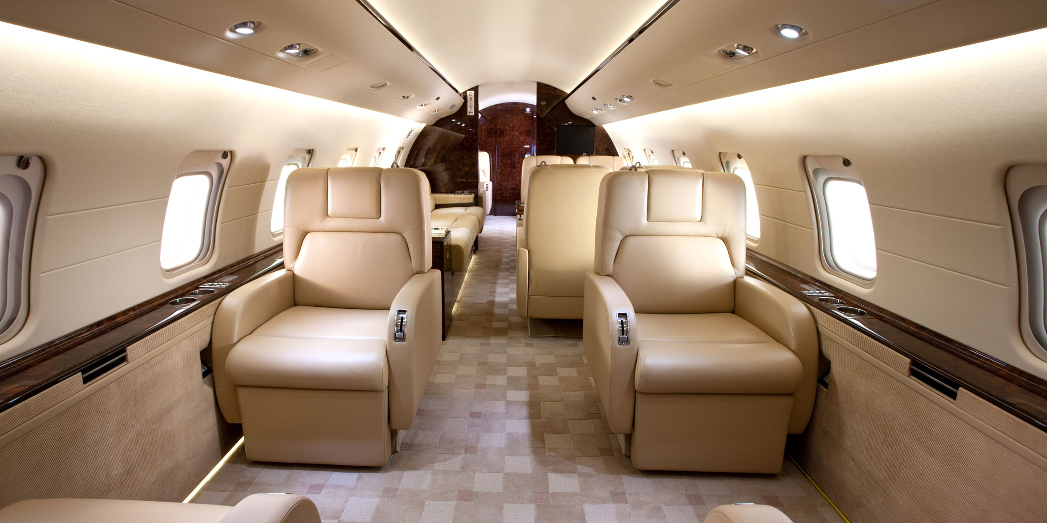 Bombardier Challenger 850 Business Jet Traveler