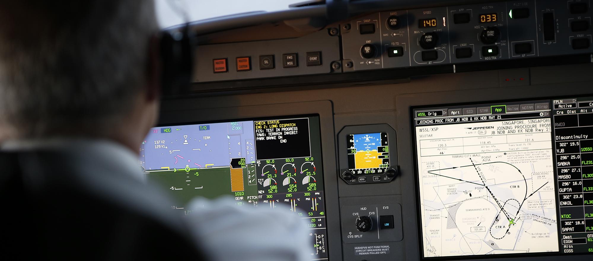 Pilot in Falcon 8X