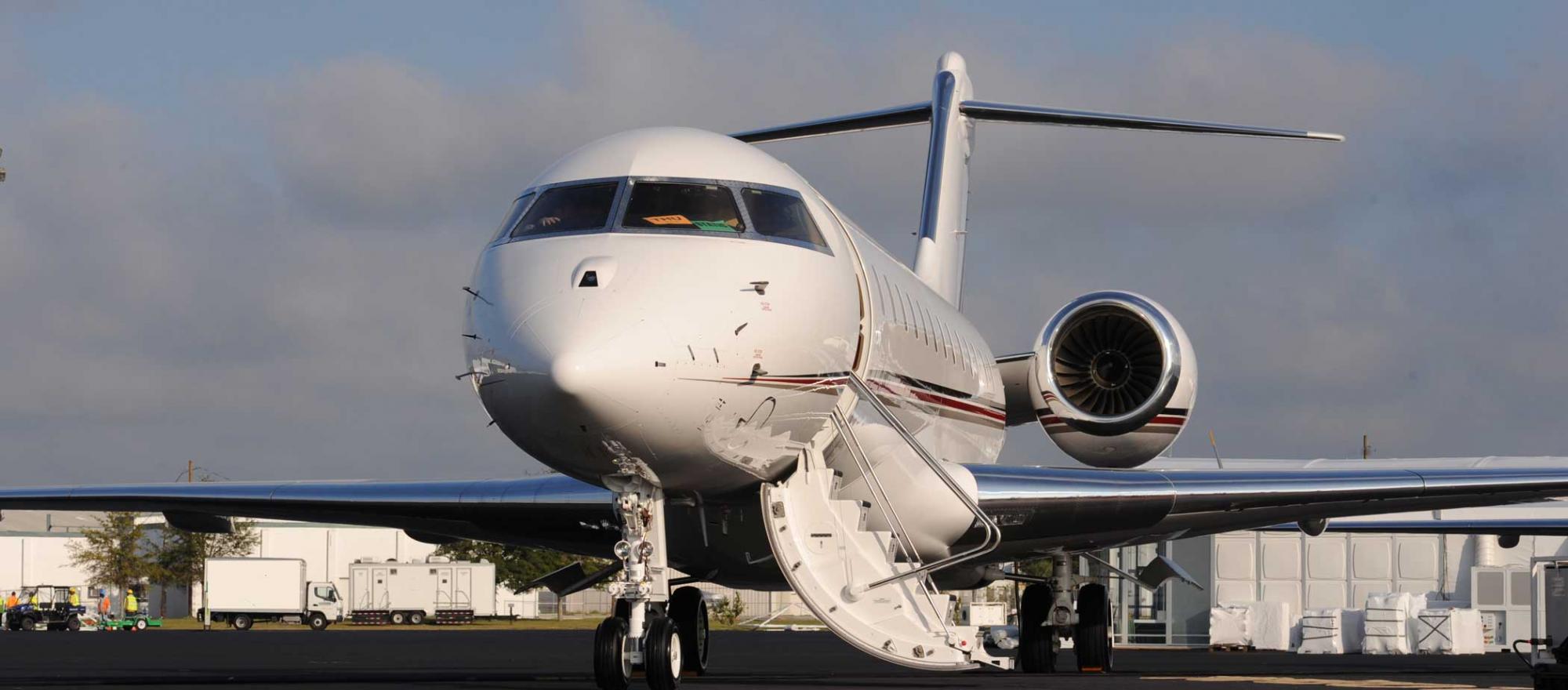 NetJets Teams With Superyacht Broker Northrop & Johnson | Business Jet ...