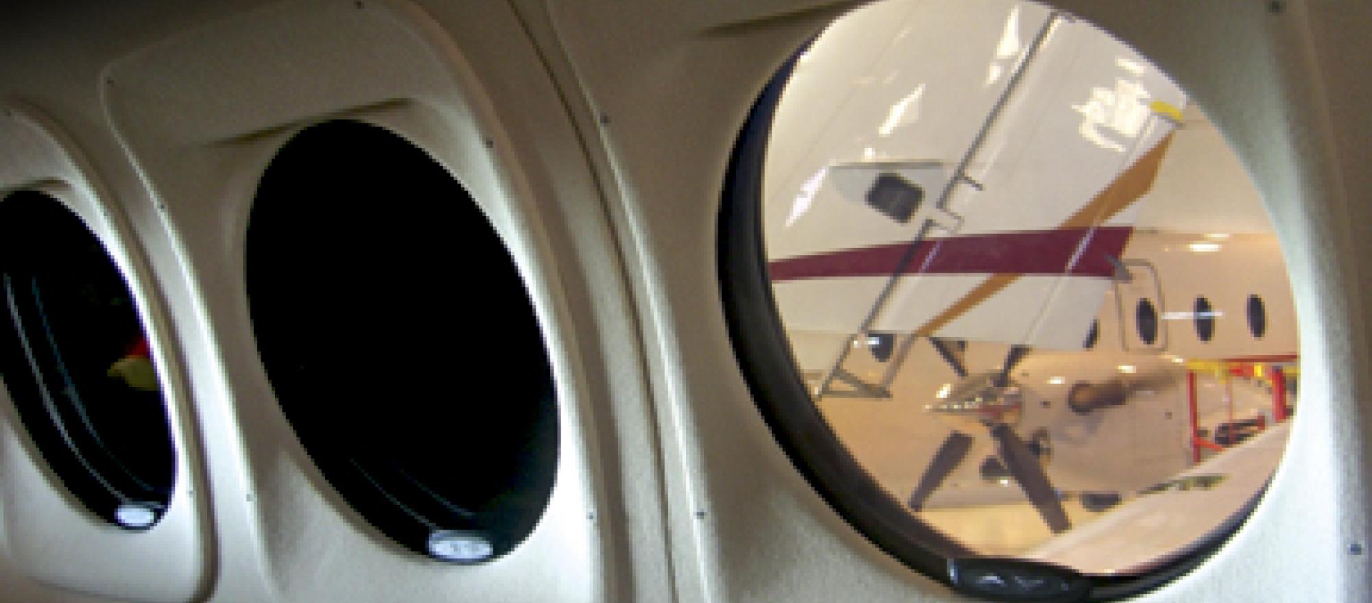 Hawker Beechcraft offers the SPD SmartGlass window as a retrofit for its King