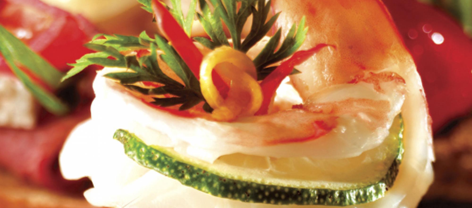 Do you have a favorite in-flight meal or caterer you’d like to see featured h