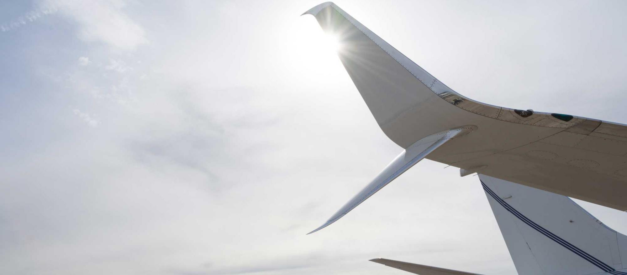 Aviation Partners split scimitar winglet retrofit by Jet Aviation