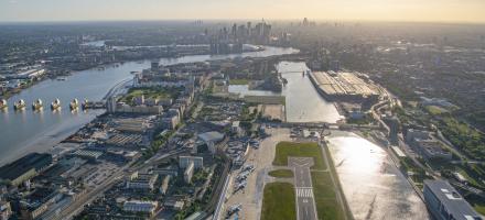 Falcon 6X Cleared for London City’s Steep Approach