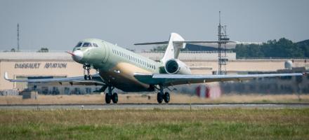 Dassault Falcon 10X Bizjet Makes First Test Flight