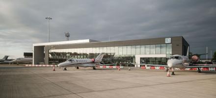 Signature FBOs Offer Sustainable Fuel 