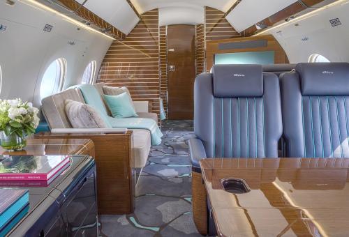 Flexjet Riva Volare G650 cabin