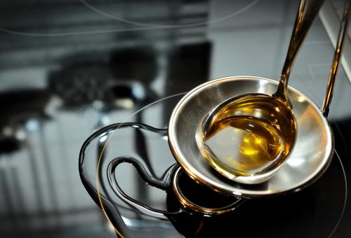 Atlantic Aviation FBO offers sustainable fuel at LAX.