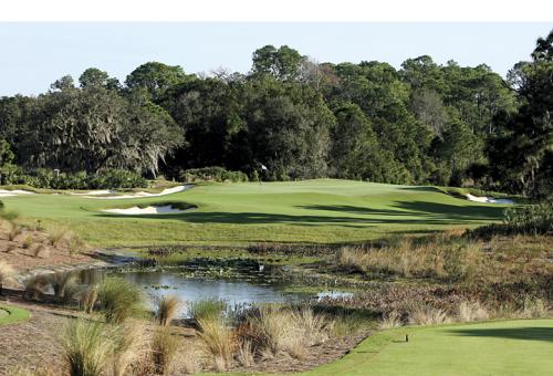 Golf here takes place in its own realm, unencumbered by home sites.