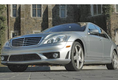 Active body control gives this big, two-and-a-half-ton sedan the agility of a