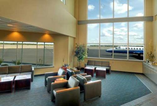 The spacious lobby at the Alaska Aerofuels FBO at Fairbanks International Airport
