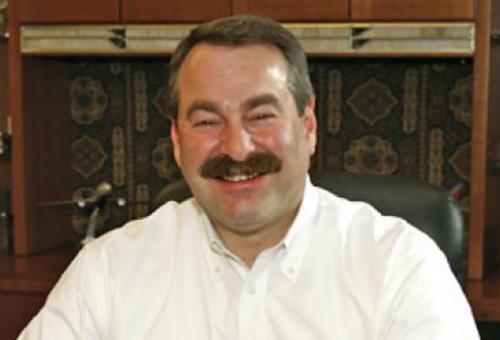 “I’m very engaged, but I try to avoid bungee jumping into other managers’ bus