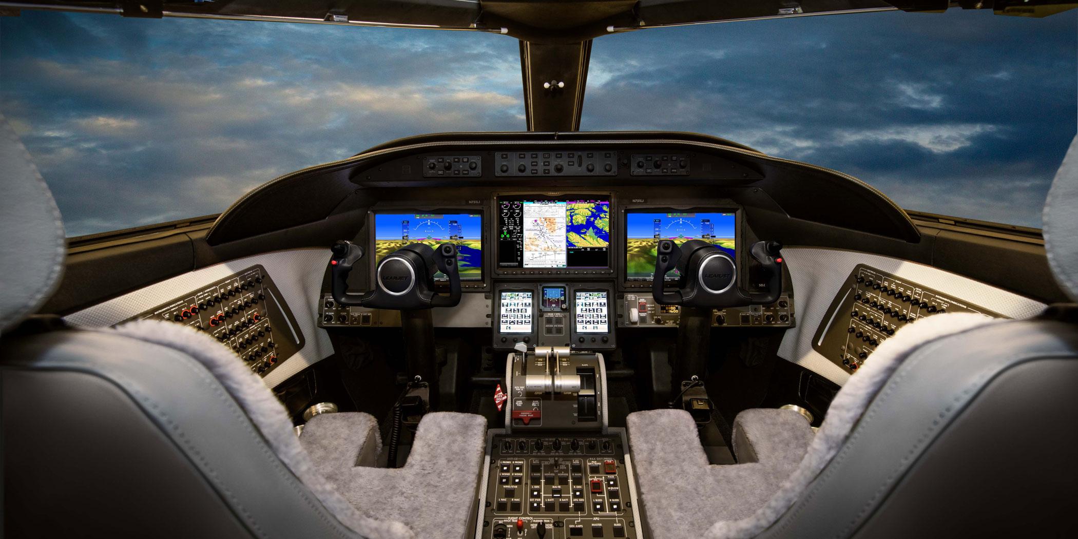 Learjet 75 Liberty cockpit